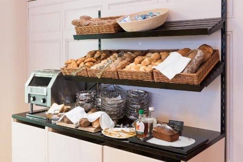 Schweizerhof Swiss Quality Hotel image 20